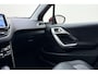 Peugeot 2008 1.2 PureTech Allure | 130PK | AUTOMAAT | Trekhaak | Unieke km-stand | Navigatie | Parkeercamera | Panorama Dak | Apple Carplay & Android Auto |