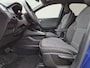 Renault Captur 1.8 E-Tech full hybrid 160 techno / Fabrieksgarantie tot 12-2028 / Stuur- & Stoelverwarming / Adaptief cruise control / Pack winter / Achteruitrijcamera / Draadloze telefoon lader / Keyless Entry/Start / Apple Carplay Android Auto / Climate control /