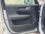 Volvo XC40 1.5 T2 Momentum - Camera achter - Stoelverwarming - Stuurverwarming - Cruisecontrol - Reservewiel