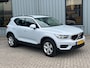 Volvo XC40 1.5 T2 Momentum - Camera achter - Stoelverwarming - Stuurverwarming - Cruisecontrol - Reservewiel