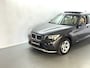 BMW X1 sDrive20i Business | 1e Eig | Pano | Leder | Stoelverw.