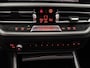 BMW 3-Serie 330i Introduction Executive Edition M-Sport | Camera | Virtual | Carplay | LED | Navi | Parkeersens.