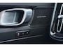 Volvo EX40 Single Motor Extended Range Plus Black Ed. 82 kWh | ACC | Panoramadak | Harman/Kardon | 360° Camera | Warmtepomp | Stoel+Stuurverwarming | 20 inch