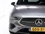 Mercedes-Benz CLA 180 Star Edition Luxury Line Night facelift | Panoramadak | Stoelverwarming | Camera | Sfeerverlichting | Comfortstoel | Draadloze tel. lader | Licht en zicht pakket | Keyless entry, Keyless start