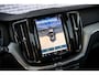 Volvo XC60 2.0 T8 Plug-in hybrid AWD Plus Bright Volvo XC60 2.0 Recharge T8 AWD Plus Bright | Long Range | Trekhaak | Harman Kardon | 360 Camera | Stoel en Stuurverwarming | BLIS | Donker Glas |