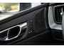 Volvo XC60 2.0 T8 Plug-in hybrid AWD Plus Bright Volvo XC60 2.0 Recharge T8 AWD Plus Bright | Long Range | Trekhaak | Harman Kardon | 360 Camera | Stoel en Stuurverwarming | BLIS | Donker Glas |