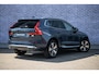 Volvo XC60 2.0 T8 Plug-in hybrid AWD Plus Bright Volvo XC60 2.0 Recharge T8 AWD Plus Bright | Long Range | Trekhaak | Harman Kardon | 360 Camera | Stoel en Stuurverwarming | BLIS | Donker Glas |