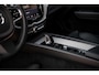 Volvo XC60 2.0 T8 Plug-in hybrid AWD Plus Bright Volvo XC60 2.0 Recharge T8 AWD Plus Bright | Long Range | Trekhaak | Harman Kardon | 360 Camera | Stoel en Stuurverwarming | BLIS | Donker Glas |