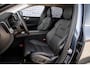Volvo XC60 2.0 T8 Plug-in hybrid AWD Plus Bright Volvo XC60 2.0 Recharge T8 AWD Plus Bright | Long Range | Trekhaak | Harman Kardon | 360 Camera | Stoel en Stuurverwarming | BLIS | Donker Glas |