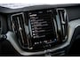 Volvo XC60 2.0 T8 Plug-in hybrid AWD Plus Bright Volvo XC60 2.0 Recharge T8 AWD Plus Bright | Long Range | Trekhaak | Harman Kardon | 360 Camera | Stoel en Stuurverwarming | BLIS | Donker Glas |