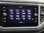 Volkswagen T-Roc 1.5 TSI Style Business | Achteruitrijcamera | Elektrische kofferklep | Adaptieve cruise control | Navigatie | Lane assist | Airco | Carplay|