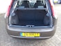 Fiat Punto Grande 1.4 Edizione Lusso ( APK KEURING BIJ AFLEVERING! )