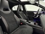 Mercedes-Benz A-klasse 180 Business Solution AMG | Pano | Camera | Virtual | Sfeer | Carplay | LED | Keyless