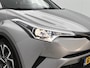Toyota C-HR / C-HR+ 1.8 Hybrid Style | Dealer Onderhouden | Dodehoek detectie | Parkeersensoren Voor+achter met assistent | Stoel+stuurverwarming | Navigatie | DAB | Climate Control | Climate Control | Cruise Control Adaptive |