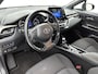 Toyota C-HR / C-HR+ 1.8 Hybrid Style | Dealer Onderhouden | Dodehoek detectie | Parkeersensoren Voor+achter met assistent | Stoel+stuurverwarming | Navigatie | DAB | Climate Control | Climate Control | Cruise Control Adaptive |