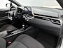 Toyota C-HR / C-HR+ 1.8 Hybrid Style | Dealer Onderhouden | Dodehoek detectie | Parkeersensoren Voor+achter met assistent | Stoel+stuurverwarming | Navigatie | DAB | Climate Control | Climate Control | Cruise Control Adaptive |