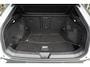 Volkswagen ID.4 Tech 77 kWh Soh 89% I Trekhaak I IQ Light I Panoramadak I Luxe interieur I ergoActive I Adaptive Cruise I BTW