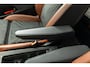 Volkswagen ID.4 Tech 77 kWh Soh 89% I Trekhaak I IQ Light I Panoramadak I Luxe interieur I ergoActive I Adaptive Cruise I BTW