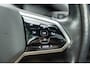 Volkswagen ID.4 Tech 77 kWh Soh 89% I Trekhaak I IQ Light I Panoramadak I Luxe interieur I ergoActive I Adaptive Cruise I BTW