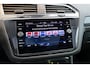 Volkswagen Tiguan 1.4 TSI eHybrid R-Line Business | BTW | PANORAMADAK | IQ-LIGHT | KEYLESS | ACC | ELEK KOFFERKLEP |