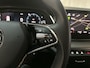 Skoda Octavia Combi 1.0 e-TSI DSG Business Edition Navigatie Parkeersensoren App-Connect