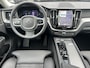 Volvo XC60 2.0 T8 455 Pk AWD Plus Dark 2.0 T8 455 Pk AWD Plus Dark Navigatie Trekhaak Panoramdak Elek Comfortstoelen Leder Full Led Harman Kardon Blis Pilot Assist Acc Getint Glas Plug-in hybrid