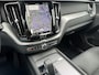 Volvo XC60 2.0 T8 455 Pk AWD Plus Dark 2.0 T8 455 Pk AWD Plus Dark Navigatie Trekhaak Panoramdak Elek Comfortstoelen Leder Full Led Harman Kardon Blis Pilot Assist Acc Getint Glas Plug-in hybrid