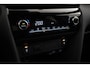 Toyota Yaris Cross 1.5 Hybrid Dynamic | Trekhaak | Apple Carplay / Android Auto | Stoel-/stuurverwarming | Verwarmbare voorruit | Adaptive Cruise | Full LED | Keyless | Clima | Camera | 17 inch