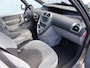 Citroën Xsara Picasso 2.0i-16V Caractère Automaat ( NW. APK KEURING BIJ VERKOOP )