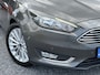 Ford Focus Wagon 1.0 Titanium 2e Eigenaar,Navi,Trekhaak,125pk,Clima,Cruise,Pdc V+A,6 Bak,Lm velgen,N.A.P,Apk tot 07-2027