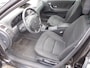 Renault Laguna Grand Tour 1.6-16V Tech Line ( GEEN APK / ZO MEE! )