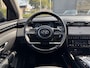 Hyundai Tucson 1.6 T-GDI PHEV Premium Sky 4WD SoH 98% incl. Trekhaak, NL-Auto + 1e Eigenaar!