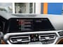 BMW 3-Serie Touring 330e eDrive Edition | leder | Stoelverwarming | Digitaal dashboard | Navigatie | Keyless | Apple Carplay/Android Auto | Elektrisch bedienbare achterklep | NL-auto | Apple Carplay/Android Auto|telefoonintegratie premium | Cruise control | Electronic climate controle