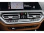 BMW 3-Serie Touring 330e eDrive Edition | leder | Stoelverwarming | Digitaal dashboard | Navigatie | Keyless | Apple Carplay/Android Auto | Elektrisch bedienbare achterklep | NL-auto | Apple Carplay/Android Auto|telefoonintegratie premium | Cruise control | Electronic climate controle