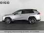 Toyota RAV4 2.5 HYBRID BI-TONE BLACKSTYLE GARANTIE 9-2030* GARANTIE TOT 09-2030! . PARKEERSENSOREN VOOR & ACHTER . APPLE CARPLAY & ANDRIOD AUTO .