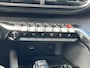 Peugeot 3008 1.6 PureTech GT Line // FULL OPTIONS!! // TREKHAAK // MASSAGE STOELEN // FOCAL PREMIUM AUDIO // ADAPTIVE CRUISE // PANO SCHUIF-KANTEL DAK //