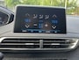 Peugeot 3008 1.6 PureTech GT Line // FULL OPTIONS!! // TREKHAAK // MASSAGE STOELEN // FOCAL PREMIUM AUDIO // ADAPTIVE CRUISE // PANO SCHUIF-KANTEL DAK //