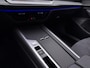 Volkswagen Passat Variant 1.5 eHybrid Elegance Business | ACC | Camera | Zwenk. Trekhaak | Navi | Stoel/Stuurverwarming | Sideassist |