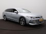 Volkswagen Passat Variant 1.5 eHybrid Elegance Business | ACC | Camera | Zwenk. Trekhaak | Navi | Stoel/Stuurverwarming | Sideassist |