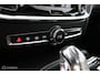 Volvo V60 2.0 T8 Twin Engine AWD R-Design |Head Up | Adaptive Cruise | Keyless | Camera | BLISS | Verwarmbare voorstoelen | Trekhaak | Dealer onderhouden