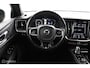 Volvo V60 2.0 T8 Twin Engine AWD R-Design |Head Up | Adaptive Cruise | Keyless | Camera | BLISS | Verwarmbare voorstoelen | Trekhaak | Dealer onderhouden