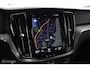 Volvo V60 2.0 T8 Twin Engine AWD R-Design |Head Up | Adaptive Cruise | Keyless | Camera | BLISS | Verwarmbare voorstoelen | Trekhaak | Dealer onderhouden