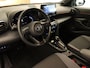Toyota Yaris Cross 1.5 Hybrid Spicy Edition - DODEHOEK DETECTIE - PARKEERSENSOREN VOOR/ ACHTER - DRAADLOZE TELEFOONLADER - NAVIGATIE - TWON TONE LAK - 4 SEIZOENENBANDEN VREDESTEIN - KEYLESS ENTRY/ START - STOELVERWARMING - STUURVERWARMING - VOORRUITVERWARMING BIJ RUITENWISSERS