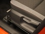 Toyota Yaris Cross 1.5 Hybrid Spicy Edition - DODEHOEK DETECTIE - PARKEERSENSOREN VOOR/ ACHTER - DRAADLOZE TELEFOONLADER - NAVIGATIE - TWON TONE LAK - 4 SEIZOENENBANDEN VREDESTEIN - KEYLESS ENTRY/ START - STOELVERWARMING - STUURVERWARMING - VOORRUITVERWARMING BIJ RUITENWISSERS