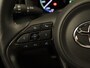 Toyota Yaris Cross 1.5 Hybrid Spicy Edition - DODEHOEK DETECTIE - PARKEERSENSOREN VOOR/ ACHTER - DRAADLOZE TELEFOONLADER - NAVIGATIE - TWON TONE LAK - 4 SEIZOENENBANDEN VREDESTEIN - KEYLESS ENTRY/ START - STOELVERWARMING - STUURVERWARMING - VOORRUITVERWARMING BIJ RUITENWISSERS