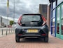 Toyota Aygo 1.0 VVT-i x-play | Apple Carplay/Android Auto | Airco | Dealer onderhouden!