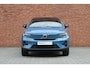 Volvo C40 Recharge Ultimate 69 kWh | Trekhaak | Panoramadak | 360 Graden Camera | 19'' Lichtmetalen Velgen | Elektrisch Verstelbare Voorstoelen | Adaptieve Cruise Control | Google Infotainment | Standkachel | Apple Carplay | Harman Kardon