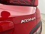 Hyundai Kona Electric EV Premium 64 kWh | Camera | SOH 96% | Warmtepomp | Navi & Carplay/Android | Clima | Stoelverkoeling & Stoel stuur verwarming |