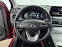 Hyundai Kona Electric EV Premium 64 kWh | Camera | SOH 96% | Warmtepomp | Navi & Carplay/Android | Clima | Stoelverkoeling & Stoel stuur verwarming |
