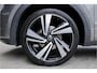 Volkswagen T-Cross 1.0 TSI Style Business R |digital dashboard|ACC|stoelverwarming|keyless|